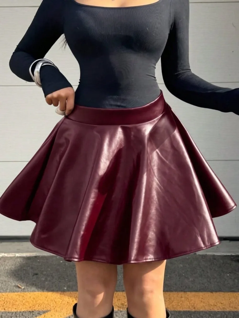 Burgundy Casual Women's Pleated Flare Mini Skirt